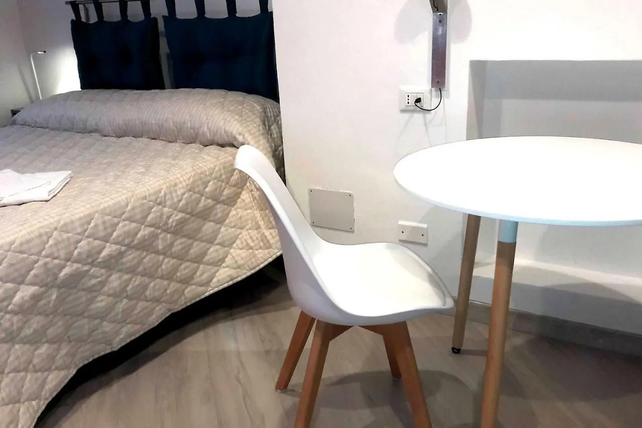 Aris Nicolino Apartment Verona 0*,  Italy